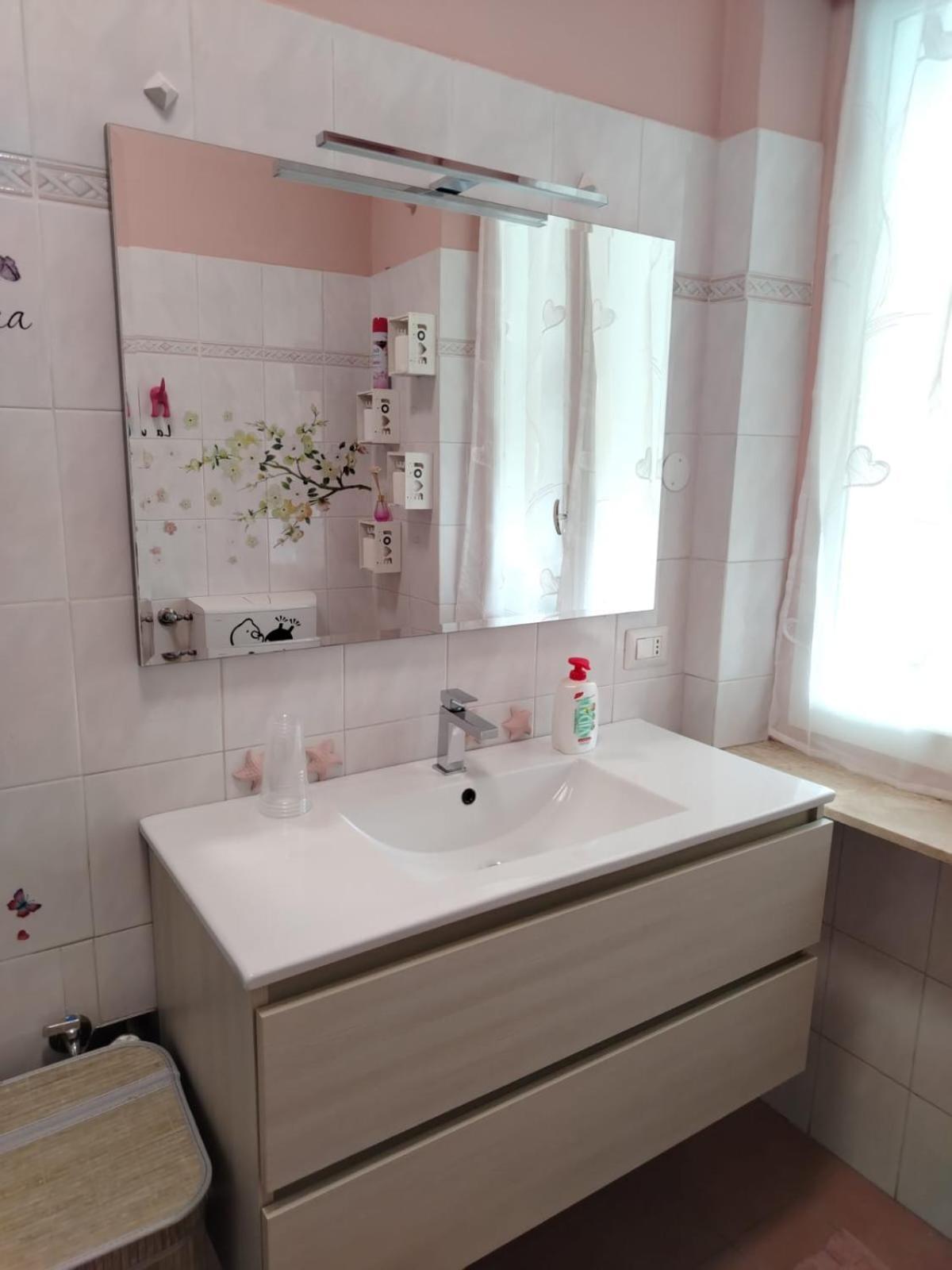 Appartamento Mari Mari Casale Monferrato Luaran gambar